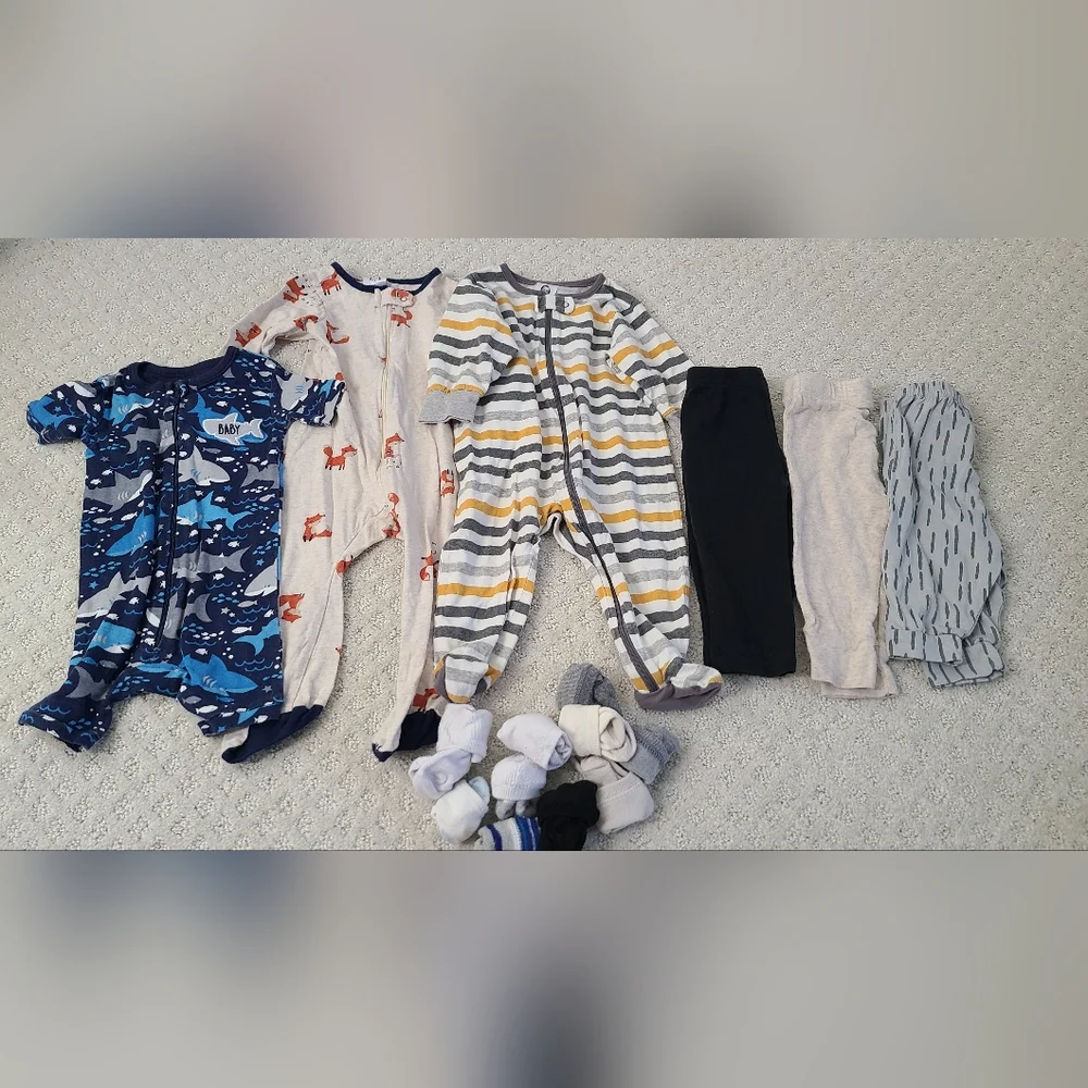 Baby boy‎ clothes bundle Lot size 6-9 months - 6 items